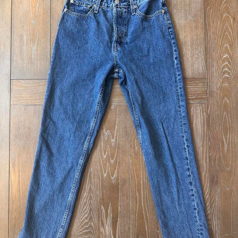 Everlane Women's Blue and Navy Jeans